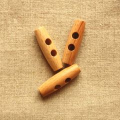 Wooden 2-Hole Toggle: 40mm